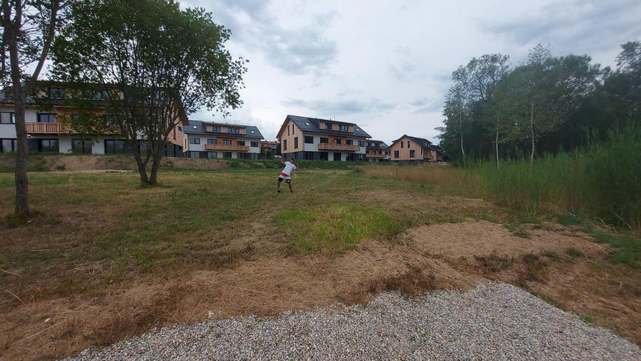 Lipno Apartments Bergmax, Ski Areal Lipno 16Min Dojezd - Resort Male Lipno S Terasou A Zahradkou, Parking Free Černá v Pošumaví Eksteriør billede