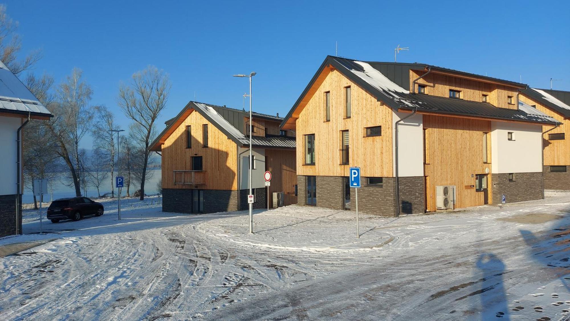 Lipno Apartments Bergmax, Ski Areal Lipno 16Min Dojezd - Resort Male Lipno S Terasou A Zahradkou, Parking Free Černá v Pošumaví Eksteriør billede